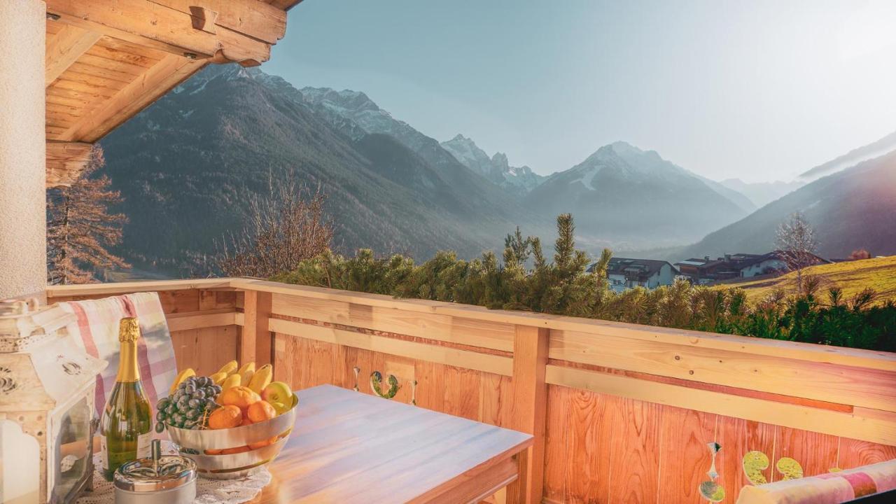 Stubaier Bauern Appartement Telfes im Stubai Eksteriør bilde